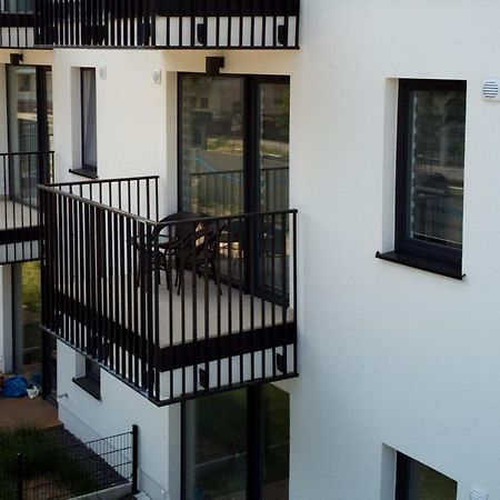 Essence Apartments Sapphire Poznan Bagian luar foto